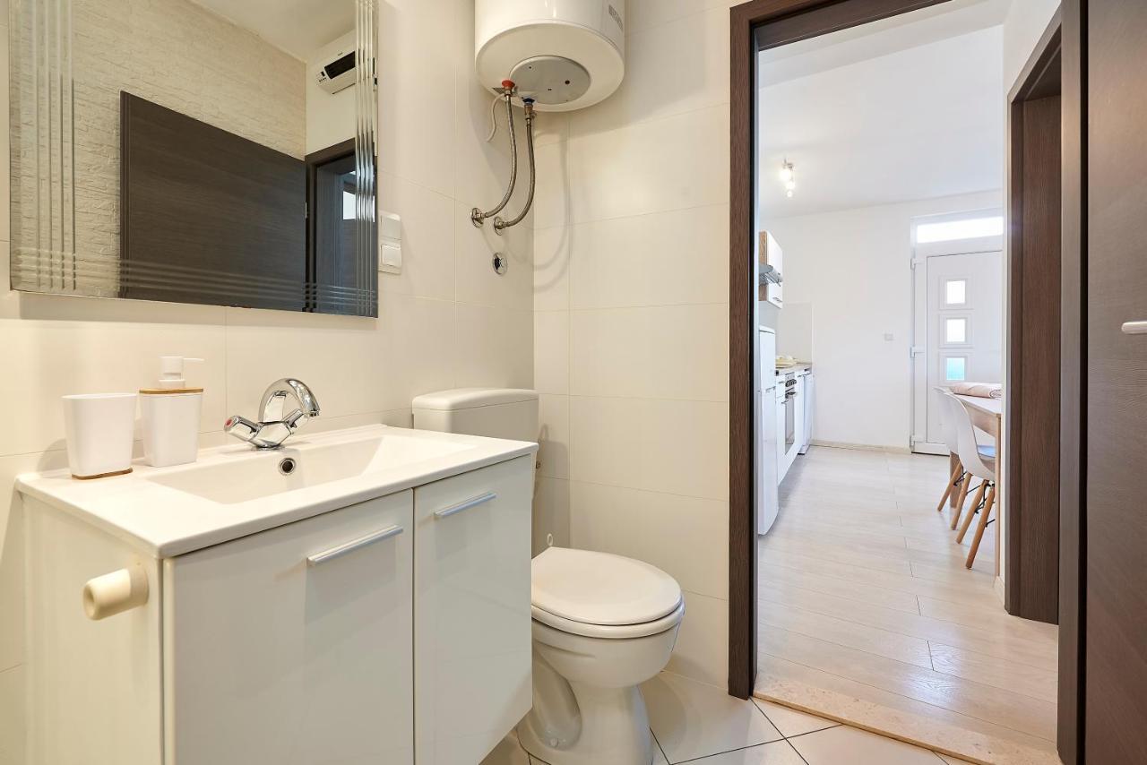טרוגיר Apartmani Sara I Klara מראה חיצוני תמונה