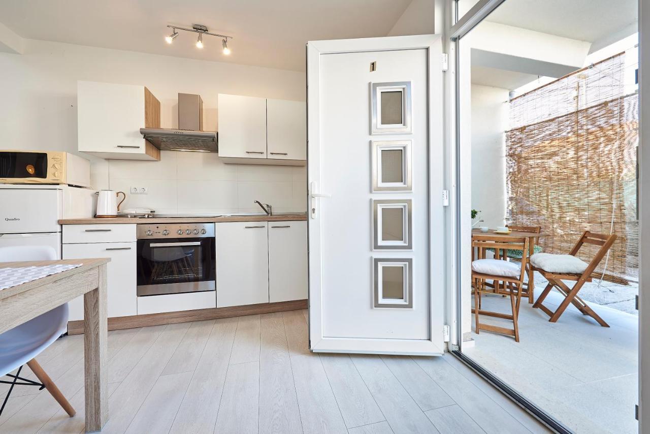 טרוגיר Apartmani Sara I Klara מראה חיצוני תמונה