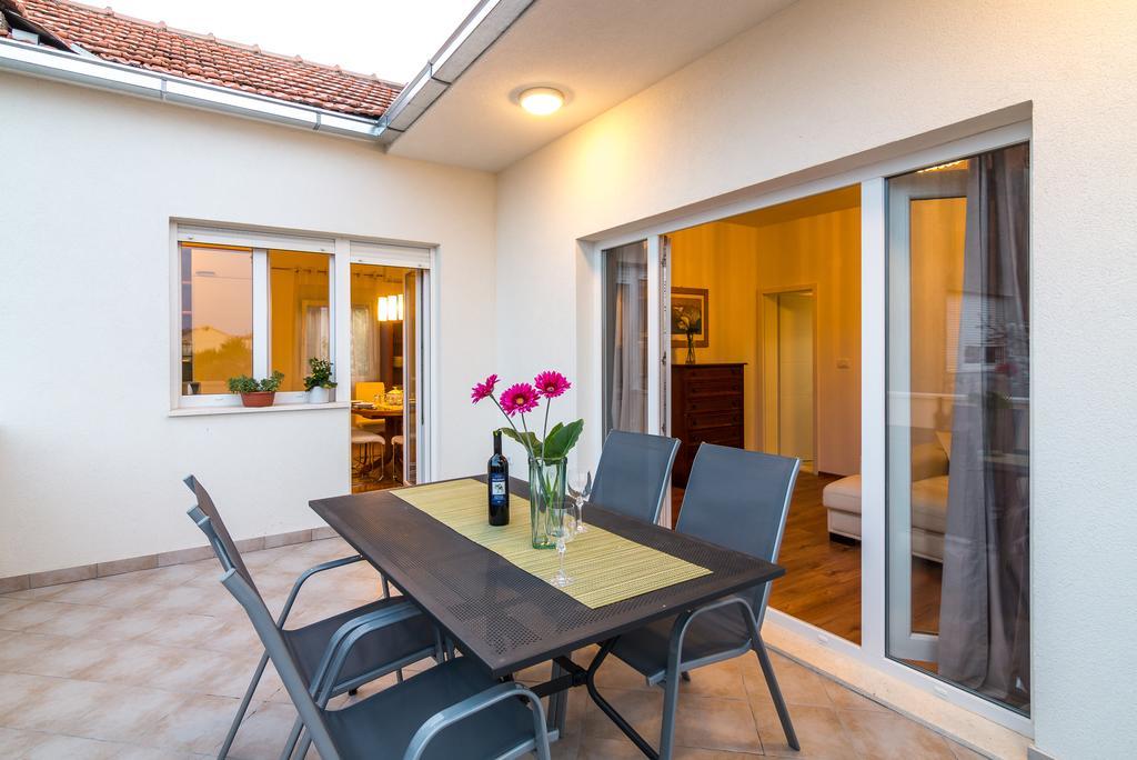 טרוגיר Apartmani Sara I Klara מראה חיצוני תמונה