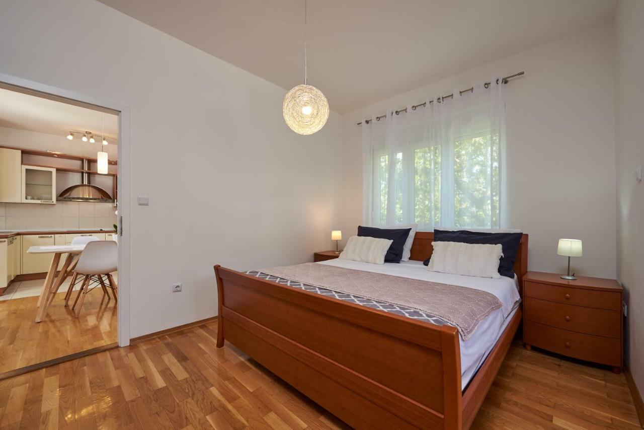 טרוגיר Apartmani Sara I Klara מראה חיצוני תמונה